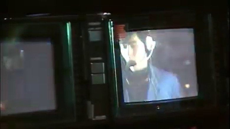TV WAR still 2