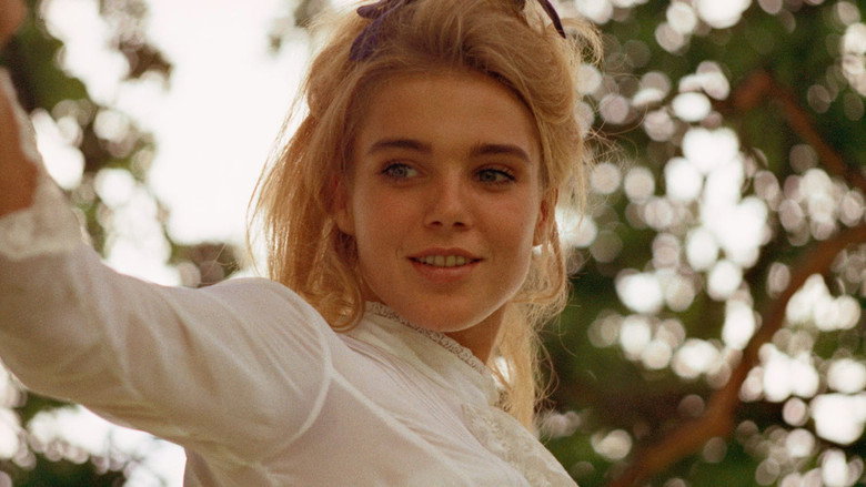 Elvira Madigan still 5