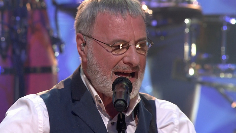 Simple Minds: Acoustic in Concert still 3