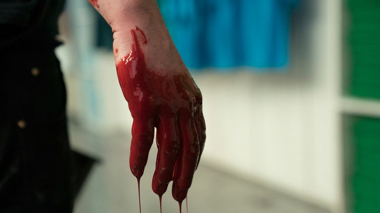 Slaxx still 6