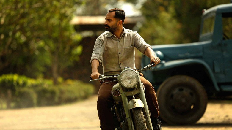Iyobinte Pusthakam still 1