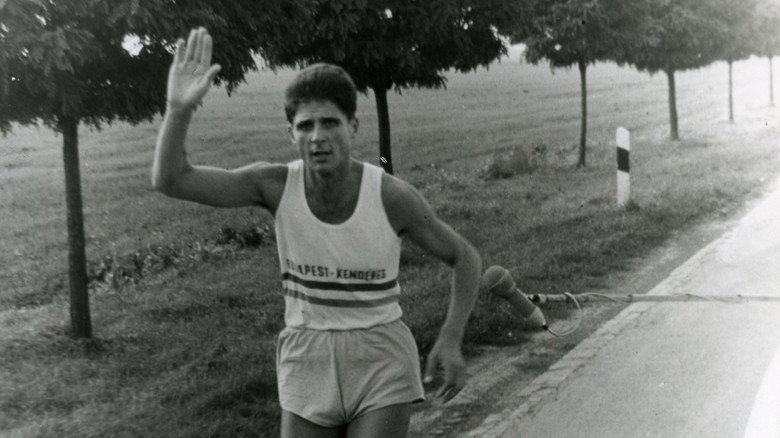 Long Distance Runner still 1