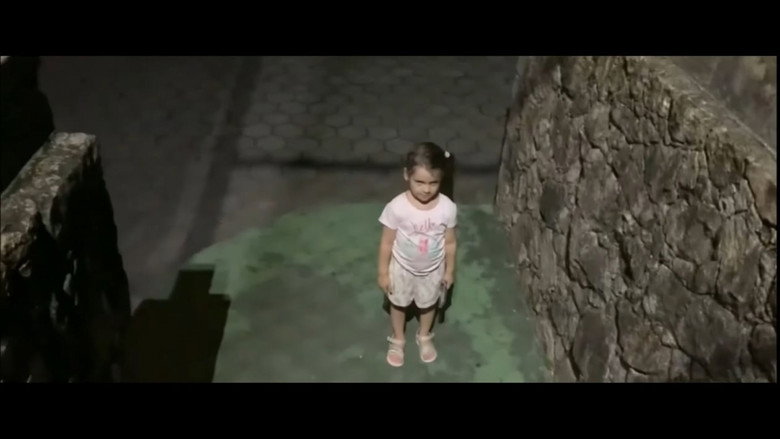 Universal Distraction still 5