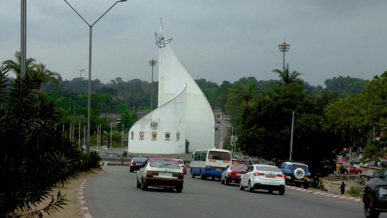 LIBREVILLE, OURS still 2