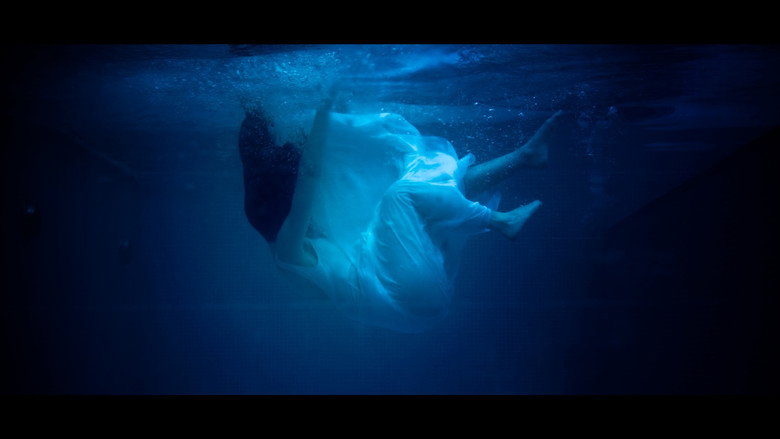 Crescendo still 1
