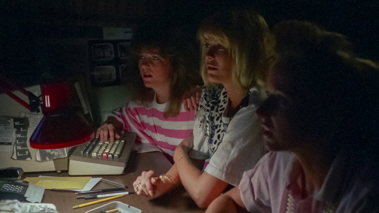 Sorority Babes in the Slimeball Bowl-O-Rama still 2