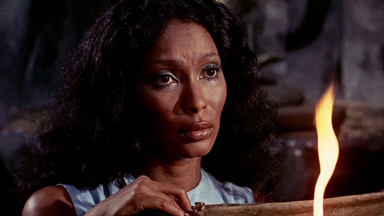 Night of the Cobra Woman still 7