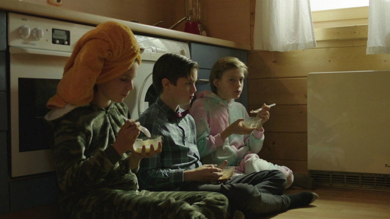 Lolo still 5