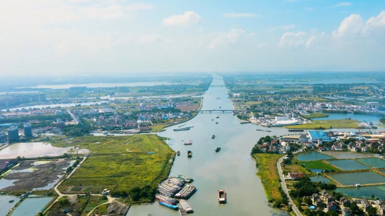 The Grand Canal still 1